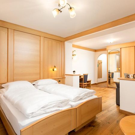 Hotel Pareda Canazei Ngoại thất bức ảnh