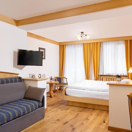 Hotel Pareda Canazei Ngoại thất bức ảnh