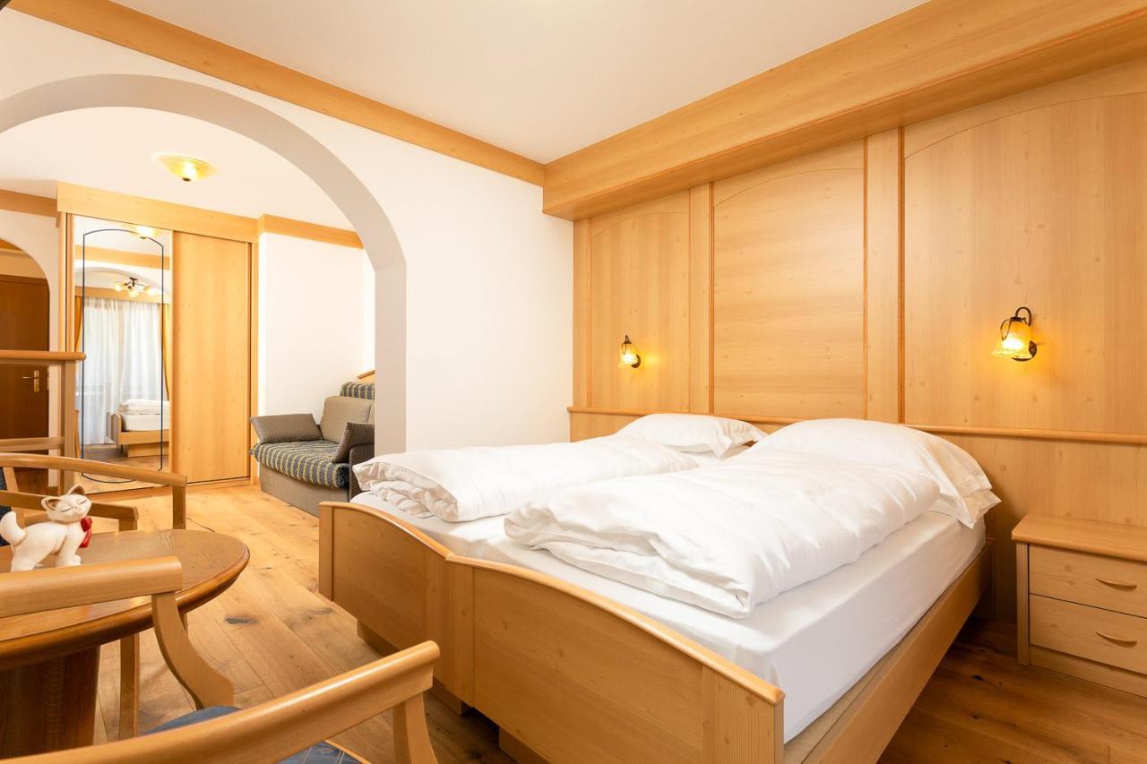 Hotel Pareda Canazei Ngoại thất bức ảnh