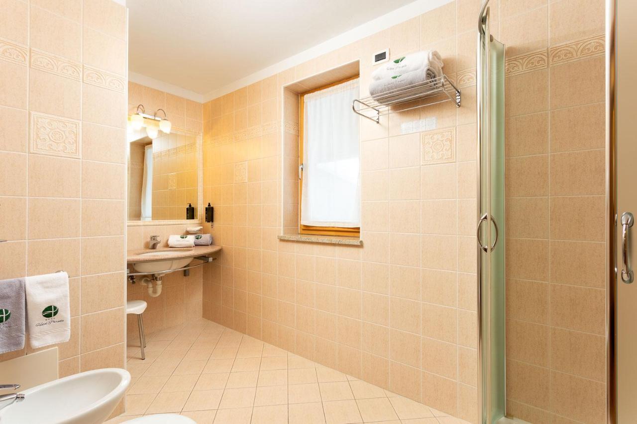 Hotel Pareda Canazei Ngoại thất bức ảnh