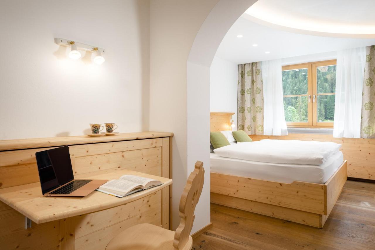 Hotel Pareda Canazei Ngoại thất bức ảnh