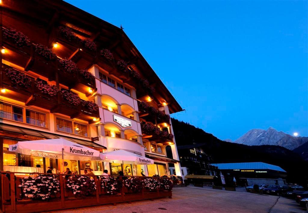 Hotel Pareda Canazei Ngoại thất bức ảnh